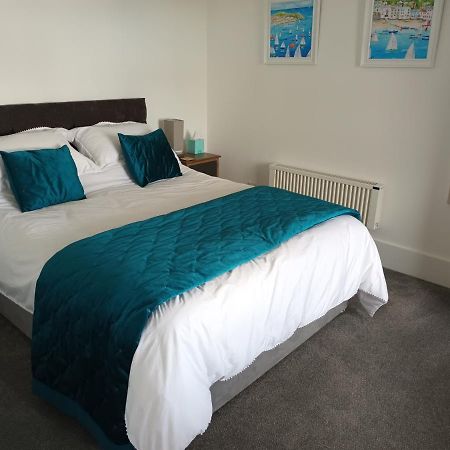 Contemporary One Bed Studio. Sea Views And Parking Westward Ho!  Bagian luar foto